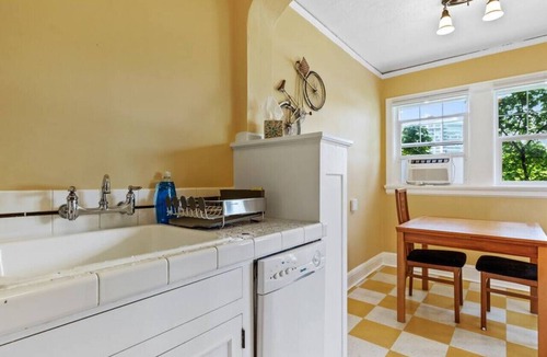Alphabet Historic District Condo | Monthly Rental - NW Studio w/A View - Close to Everything!