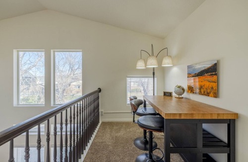 East Central House | Monthly Rental with New Kitchen, Family Friendly!