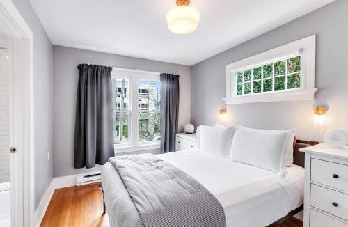 Montlake House | Montlake Hideaway in Spite House