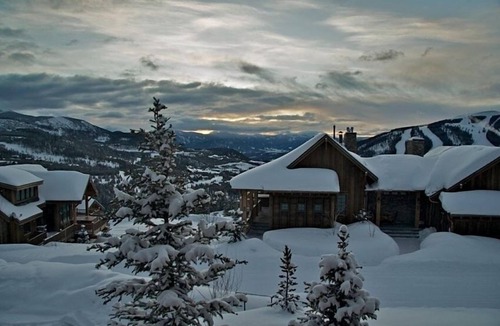 Big Sky House | MOONLIGHT BASIN, BIG SKY MONTANA - RUSTIC TIMBERS MOUNTAIN RETREAT SKI IN/OUT