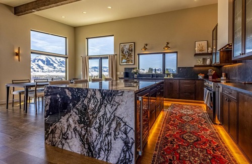 Emigrant House | Moonrise Ridge, a Luxury Mountain Home set in Paradise Valley