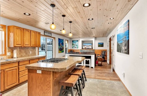 Ponder Point House | Moose Caboose