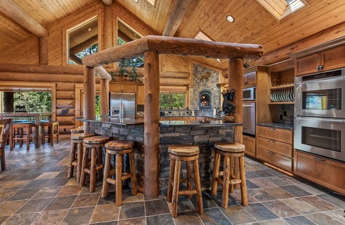 Kingston House | Moose Mountain Estate | Sleeps 24 | Zipline & More
