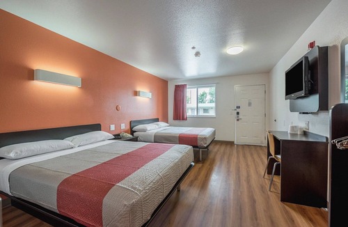 Fallon Hotel | Motel 6 Fallon, NV