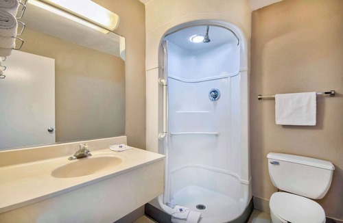 Jonesboro Hotel | Motel 6 Jonesboro, AR