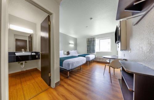 SeaTac Hotel | Motel 6-Seattle, WA - Sea-Tac Airport South