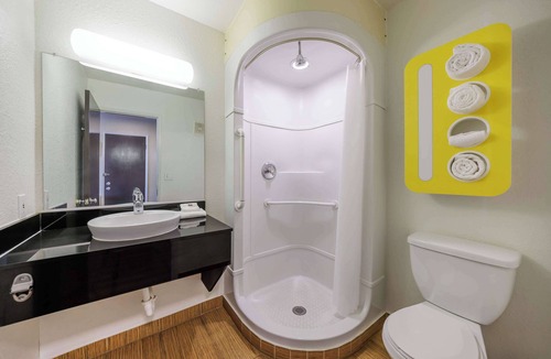 SeaTac Hotel | Motel 6 Seattle, WA - Sea-Tac Airport South