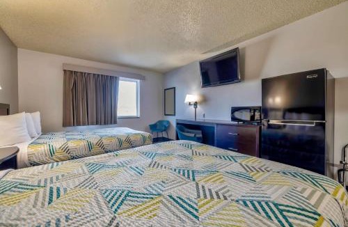 Stuart Hotel | Motel 6 Stuart, IA