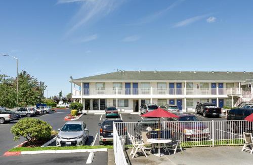 South End Hotel | Motel 6-Tacoma, WA - South