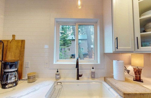 Enterprise House | Mount Howard Chalet – Luxury on Wallowa Lake