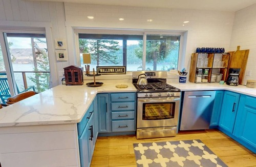 Enterprise House | Mount Howard Chalet – Luxury on Wallowa Lake