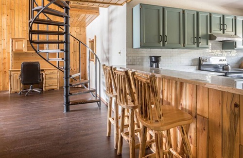 Big Sky Condo | Mountain Condo with Pool Table and Lone Peak Views | 5 Minutes to Ski