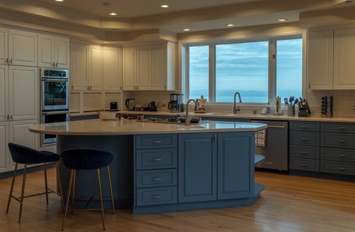 Port Angeles House | Mountain Estate | Pickleball, Hot Tub, Game Room