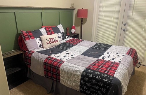 Government Camp House | Mountain home perfect for large groups in the heart of Government Camp