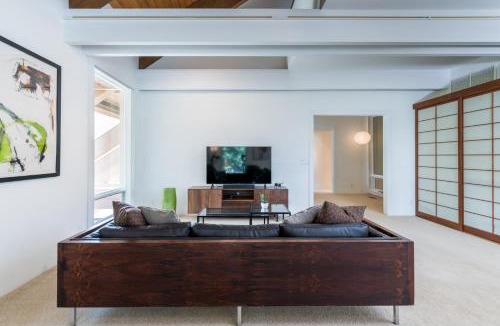 Twin Creeks House | Mountain Mid Century