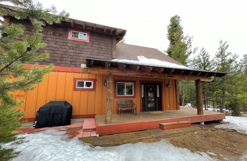 Crescent House | Mountain Escape