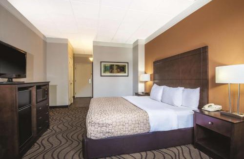 Silverthorne Hotel | Mountain Valley Inn & Suites