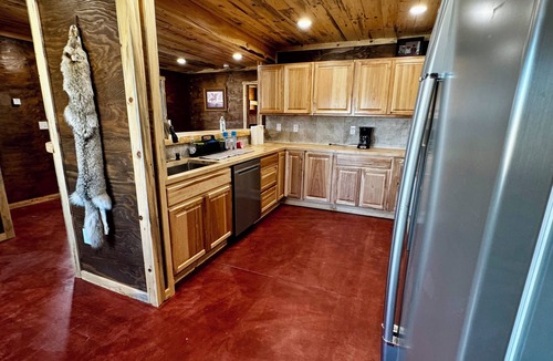 Cody House | Mountain View Country Retreat – Just 5 Miles from Cody, WY