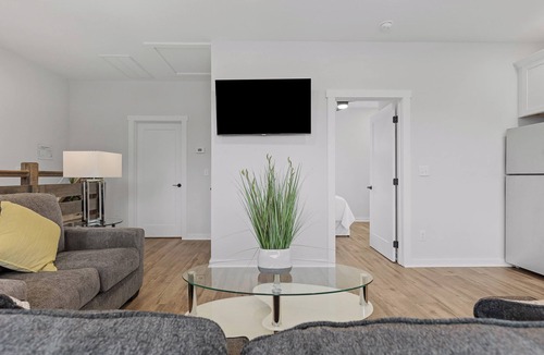Lupton City House | Mountain View House minutes from Downtown Chattanooga, TN. Cul-de-sac location!