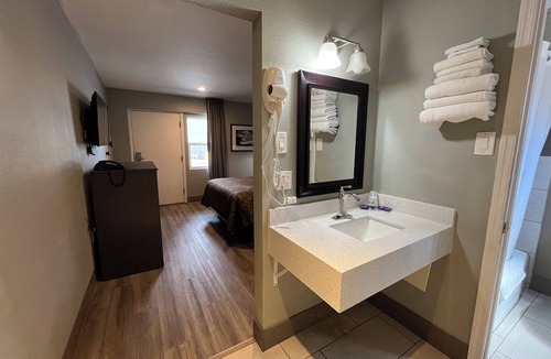 Flagstaff Hotel | Mountain View Inn