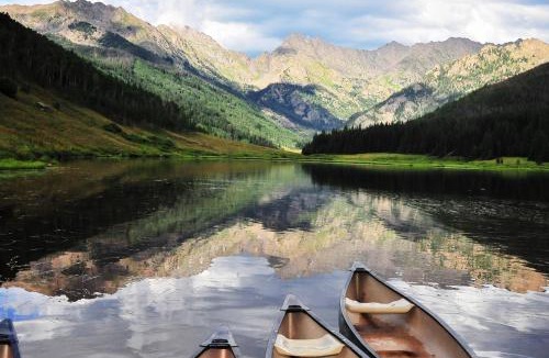 Intermountain Apartment | Mountainside