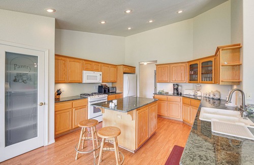 Boundary County House | Moyie Springs Home w/Views, Near Kootenay River!