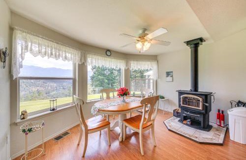 Boundary County House | Moyie Springs Home w/Views, Near Kootenay River!