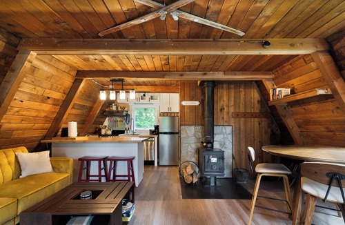 Glacier Cabin | Mt Baker A-Frame | Pet-Friendly | Mountain Views