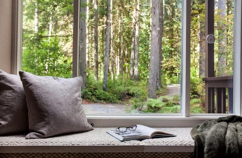 Glacier House | Mt Baker Den, Sleeps 4