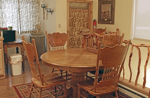 Livingston Cabin | MT Yellowstone River Retreat, by Chico Hot Springs Cabin 1 bedroom 1 bathroom