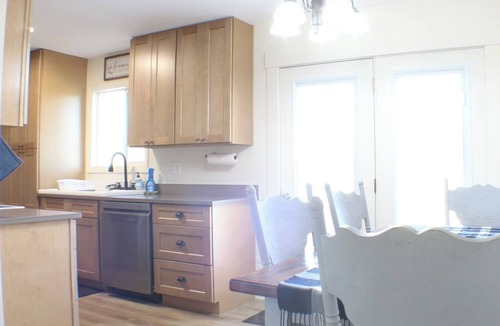 Burley House | Multiple Living Spaces, Mini-Splits, Quiet Neighborhood in SW Burley