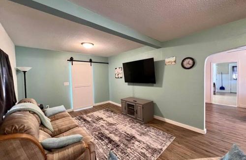 Munising House | Munising Getaway