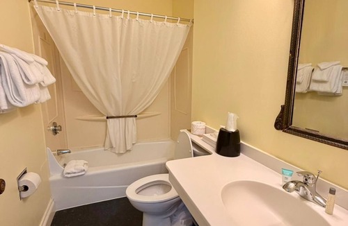 Mackinac Island Hotel | Murray Hotel