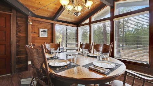 Sunriver House | Muskrat 02