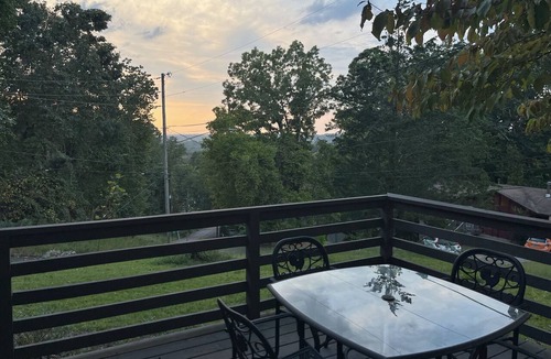 Crestline Heights House | Nature-Themed Mountain Hideaway in the Magic City!