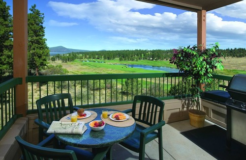 Klamath Falls Resort | Near the 143-square-mile Upper Klamath Lake!