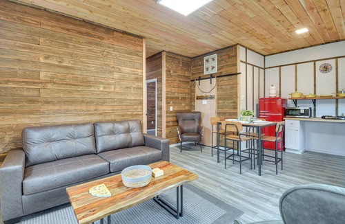 Forks Apartment | Near Twilight Sites & Scenic Hikes: Forks Apt
