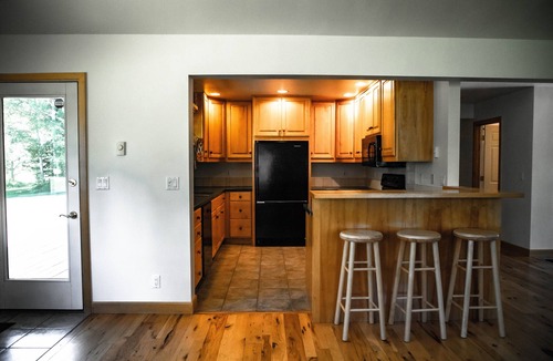 Jackson House | Neighborhood Home In-town Convenience w Jackson Hole Property Management