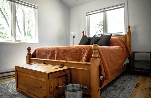 Jackson House | Neighborhood Home In-town Convenience w Jackson Hole Property Management