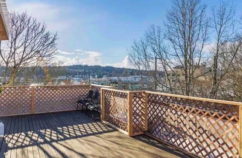 Old Ballard Condo | New 1 bedroom condo in the heart of Ballard Avenue