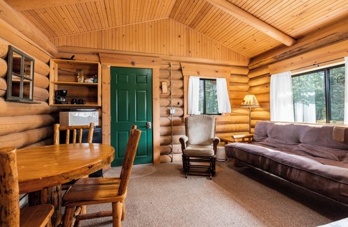 Bigfork Cabin | New! Bears Den Log Cabin, Mountain views, firepit