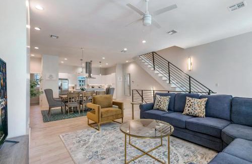 Mid-City House | New Construction Elegant Villas