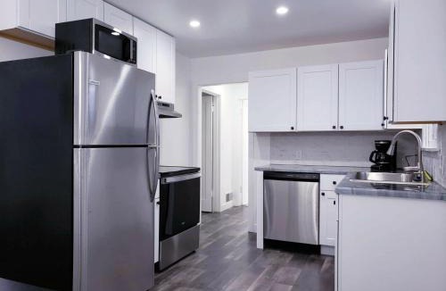 Southeast Boise Apartment | New Downtown on BSU Campus 3 Beds Fully Remodeled