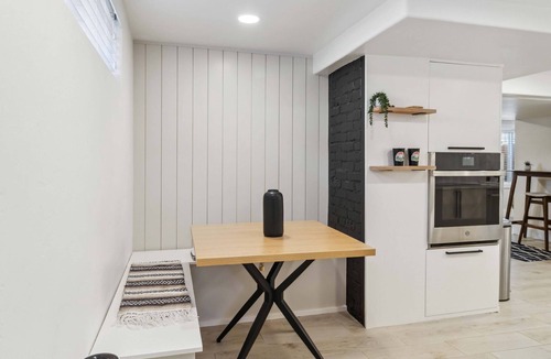 Boise Condo | NEW! Euro-Chic Urban Getaway | Light & Bright Space w/Modern Kitchen & Bathroom | Walk to Downtown!