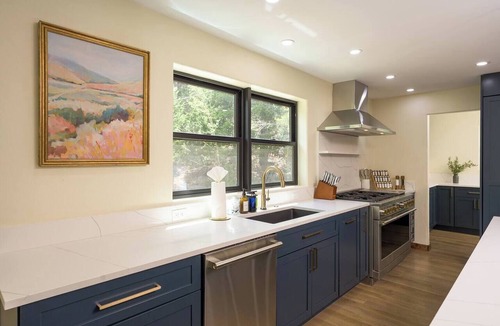 Historic District House | NEW! Georgetown Overlook/Sleeps 16+/EPIC VIEWS