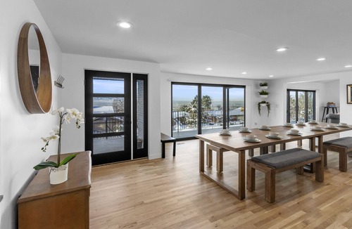 Salt Lake City House | New Home & Luxury Finishes + Breathtaking Views! Huge Open Concept - Sleeps 8