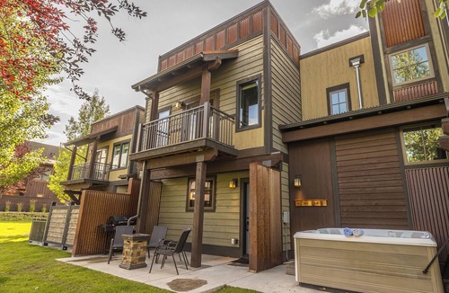 Big Sky Condo | New! Hot Tub, Town Center, Western Luxe Delight!