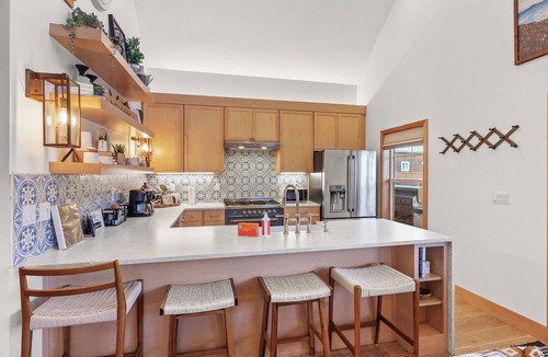 Dover Bay Cabin | New Listing! Craftsman Bungalow | 2 Min Walk to Dover Bay Marina