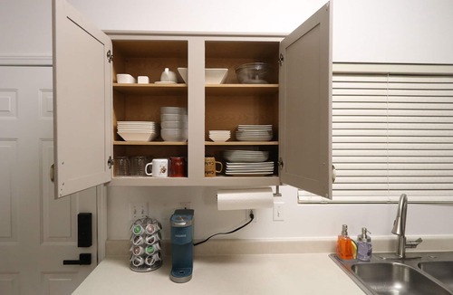 Draper House | NEW| Million Dollar View| 86" TV| Workspace| 30 min to Ski
