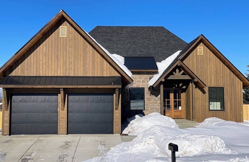 Driggs House | New Modern 5BR with AC - Walk to Targhee Shuttle